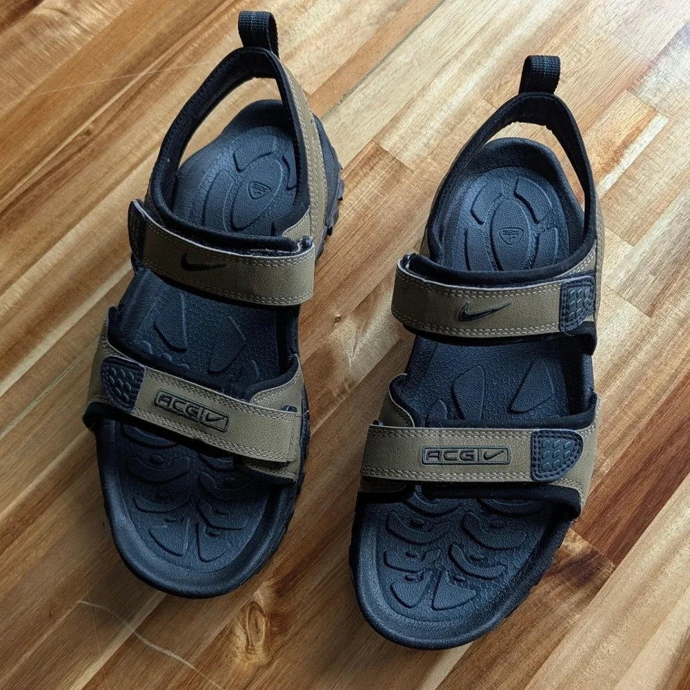 Vintage Nike ACG Air Deschutz Sandals Men's Size 10 Brown Black Blue